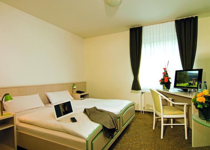 Hotel Fallersleber Spieker Wolfsburg Esterno foto